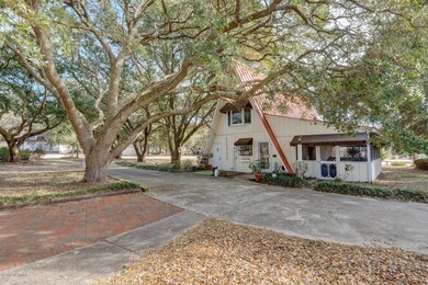 1098 Kings Landing Rd-large-028-25-P1111