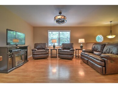 2200 Lauderdale Dr, Johnson City, TN 37601 - photo 2