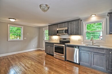 25 Laurel Ln, Bellingham, MA 02019 - photo 6