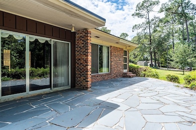 410 Pinecrest Dr, Albany, GA 31707 - photo 6