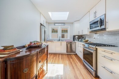 202 Lakeview Ave unit 2, Cambridge, MA 02138 - photo 6