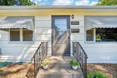 5808 36th Ave N, Minneapolis, MN 55422 - photo 4