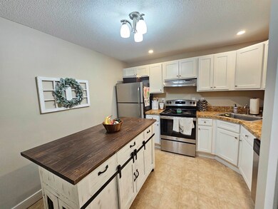 22 Ponemah Hill Rd unit 6, Milford, NH 03055 - photo 4