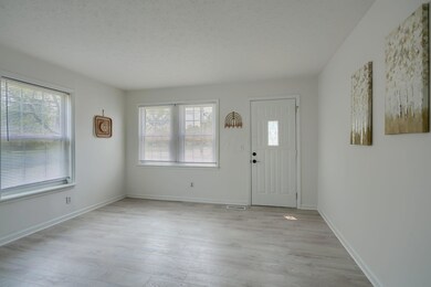 11-web-or-mls-860 Colton Rd (30)