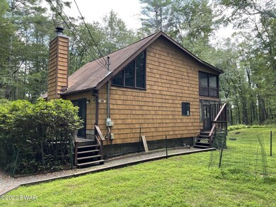 295 Fawn Lake Dr, Hawley, PA 18428 - photo 4