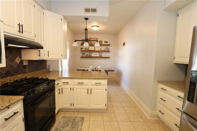 1108 Lafayette Ave, Mattoon, IL 61938 - photo 3