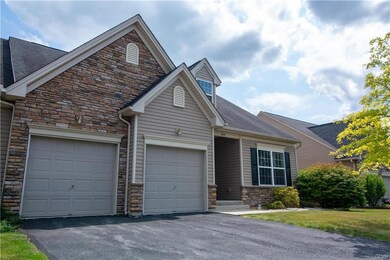 4266 Belmont Cir, Whitehall, PA 18052 - photo 4