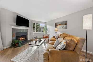 23816 12th Place S unit 406, Des Moines, WA 98198 - photo 2