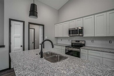 211 Dawson Dr, West Branch, IA 52358 - photo 6