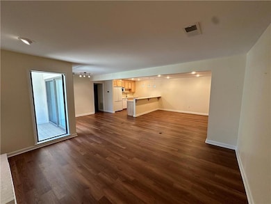 605 Candler St unit C9, Gainesville, GA 30501 - photo 3