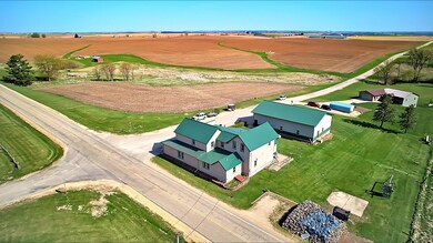 7697 Hurricane Rd, Lancaster, WI 53813 - photo 6