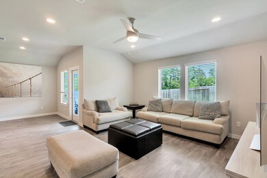 14005 Moose Creek Ct, Conroe, TX 77384 - photo 4