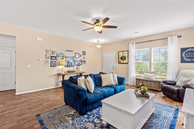 212 Jobe Dr, Statesville, NC 28677 - photo 5