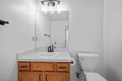 8780 Morgan's Run unit 2C, Olmsted Falls, OH 44138 - photo 7