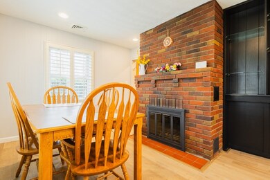 25 Randolph Rd, Worcester, MA 01606 - photo 6