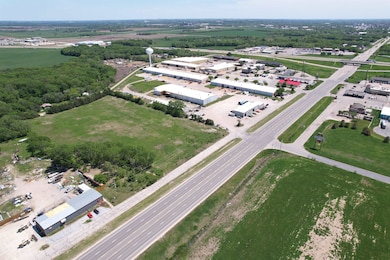 2410 N 9th St, Salina, KS 67401 - photo 2