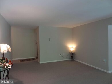 26 Canterbury Square unit 301, Alexandria, VA 22304 - photo 6