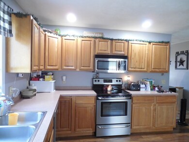 376 E River St unit 1, Orange, MA 01364 - photo 3