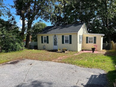 28 Overland St, Manchester, NH 03103 - photo 2