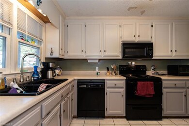 2001 Sunny Ln, Asheboro, NC 27205 - photo 5