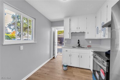 386 E 200th St unit 1/DN, Cleveland, OH 44119 - photo 4