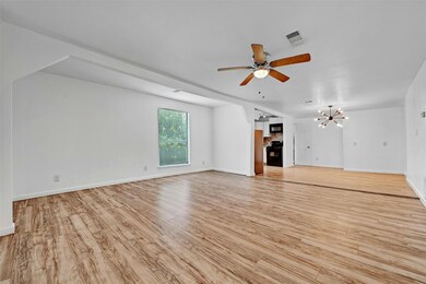 1200 Walnut Ave, Austin, TX 78702 - photo 6