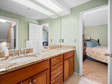 161 Flower Ln unit 7, Dracut, MA 01826 - photo 7