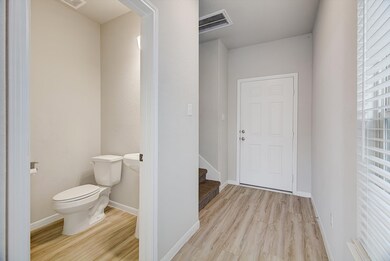 13315 Colina Meadows Ln, Houston, TX 77048 - photo 4