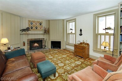 223 N Marshall Ave, Marshall, MI 49068 - photo 2