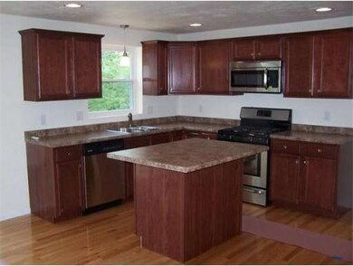 660 North St, Randolph, MA 02368 - photo 3