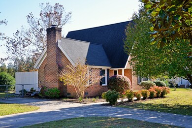 2231 Woodridge Dr, Winterville, NC 28590 - photo 3