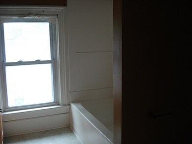 837 Woodland Ave, Oshkosh, WI 54901 - photo 6