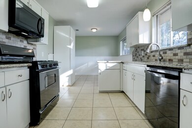 1015 Kost Rd, Alvin, TX 77511 - photo 4