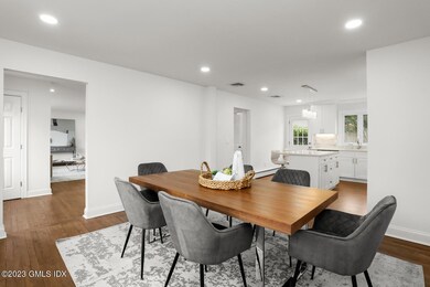 34 1/2 Orchard St, Cos Cob, CT 06807 - photo 3