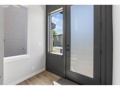 131 Shelton McMurphey Blvd, Eugene, OR 97401 - photo 4