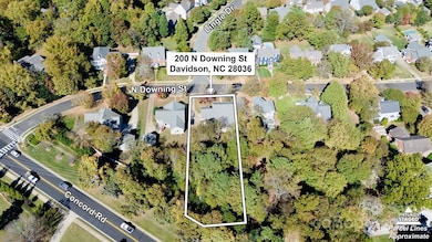 200 N Downing St, Davidson, NC 28036 - photo 5
