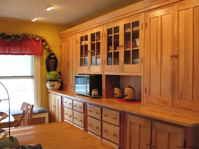 570 Albany Shaker Rd, Albany, NY 12211 - photo 6