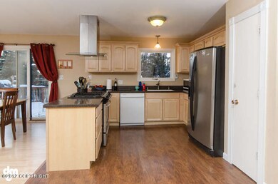 3740 Perenosa Anchorage AK-small-005-Kit