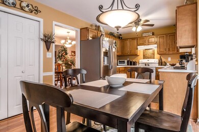 8213 Adams Run Rd, Louisville, KY 40228 - photo 6