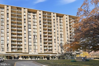 The Carlton unit 613, Arlington, VA 22204 - photo 2