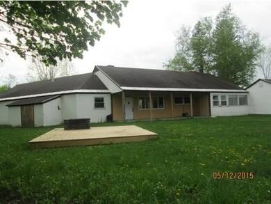 488 College Rd, North Bennington, VT 05257 - photo 4