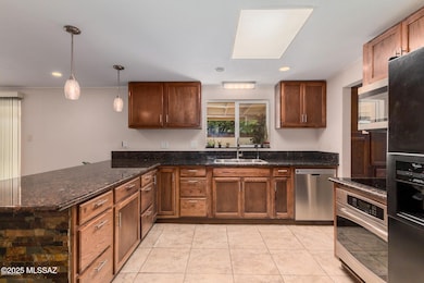 7922 E Eli Place, Tucson, AZ 85710 - photo 6