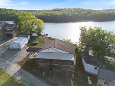 2-31825 Forthview Rd - 2