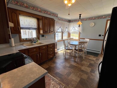 201 Ohio St, Millinocket, ME 04462 - photo 5