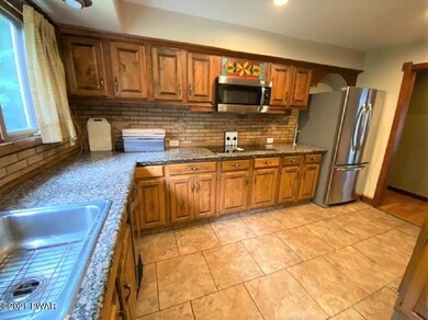 1133 Red Hawk Dr, Lake Ariel, PA 18436 - photo 5