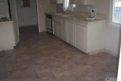 KITCHEN AND KITCHEN EATING AREA