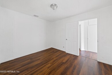 10819 Gladwynne Rd, Jacksonville, FL 32218 - photo 7