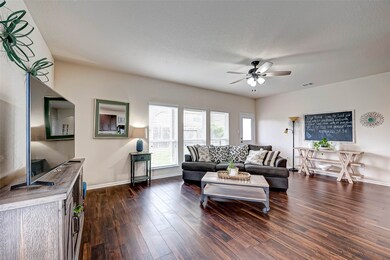 3018 Currier Ct, Rosenberg, TX 77471 - photo 6