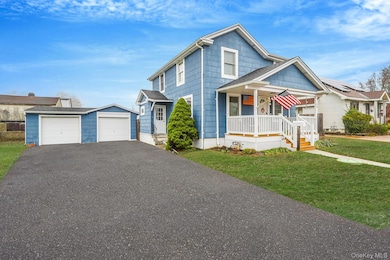 15 Cedar Grove Ct, Patchogue, NY 11772 - photo 3