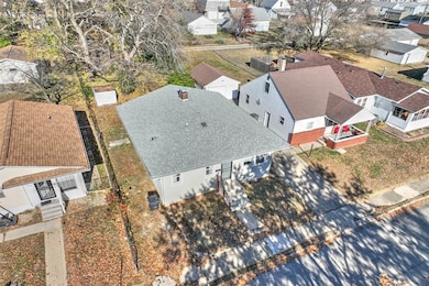 1270 E Riverside Ave, Decatur, IL 62521 - photo 3